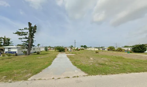 1262 FLAMINGO DRIVE