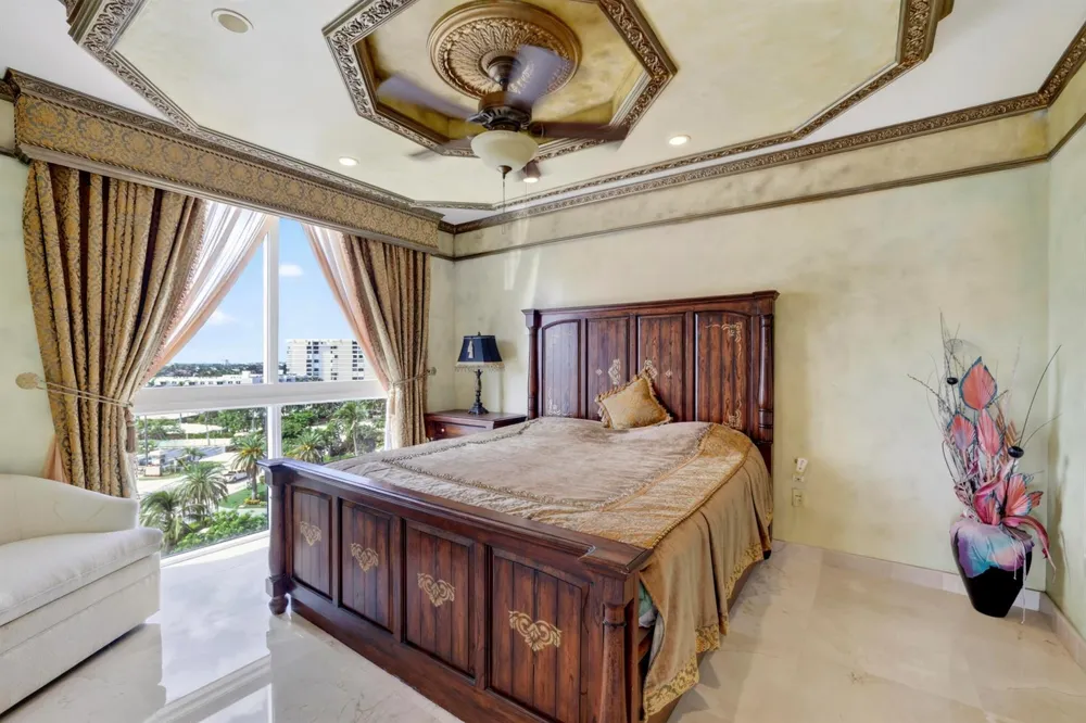 1460 S OCEAN BOULEVARD #701 Lauderdale By The Sea, FL 33062
