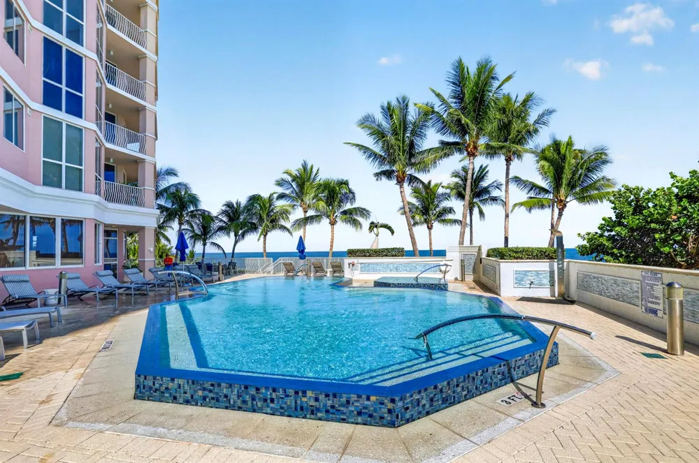 1460 S OCEAN BOULEVARD #701 Lauderdale By The Sea, FL 33062