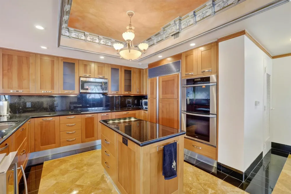 1460 S OCEAN BOULEVARD #701 Lauderdale By The Sea, FL 33062