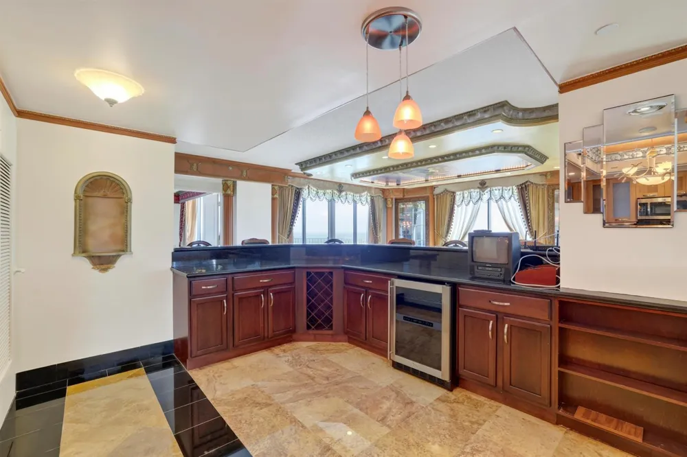 1460 S OCEAN BOULEVARD #701 Lauderdale By The Sea, FL 33062