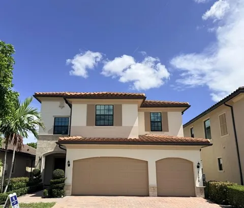 12175 Baypoint Circle