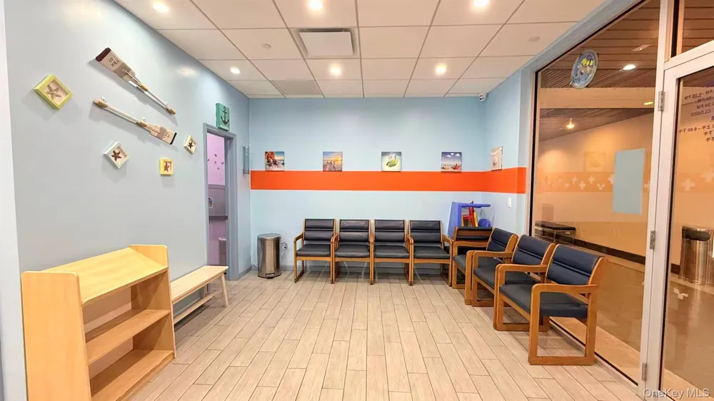 131-07 40th Road #E33 Flushing, NY 11354