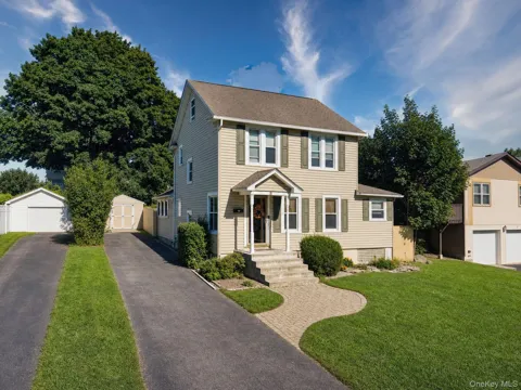 8 Budd Avenue