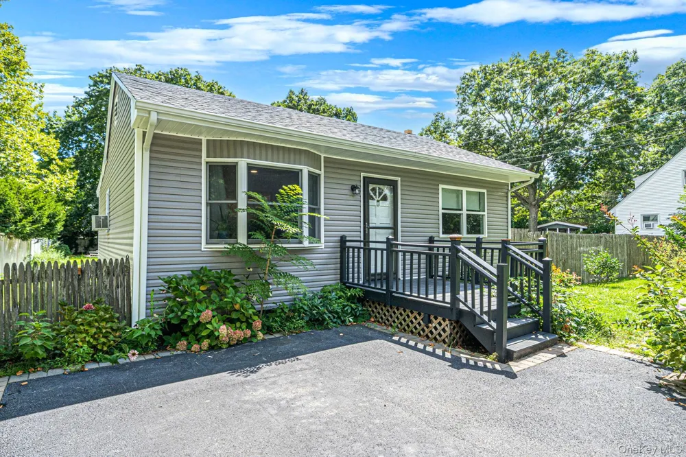 12 Allanwood Drive Shirley, NY 11967