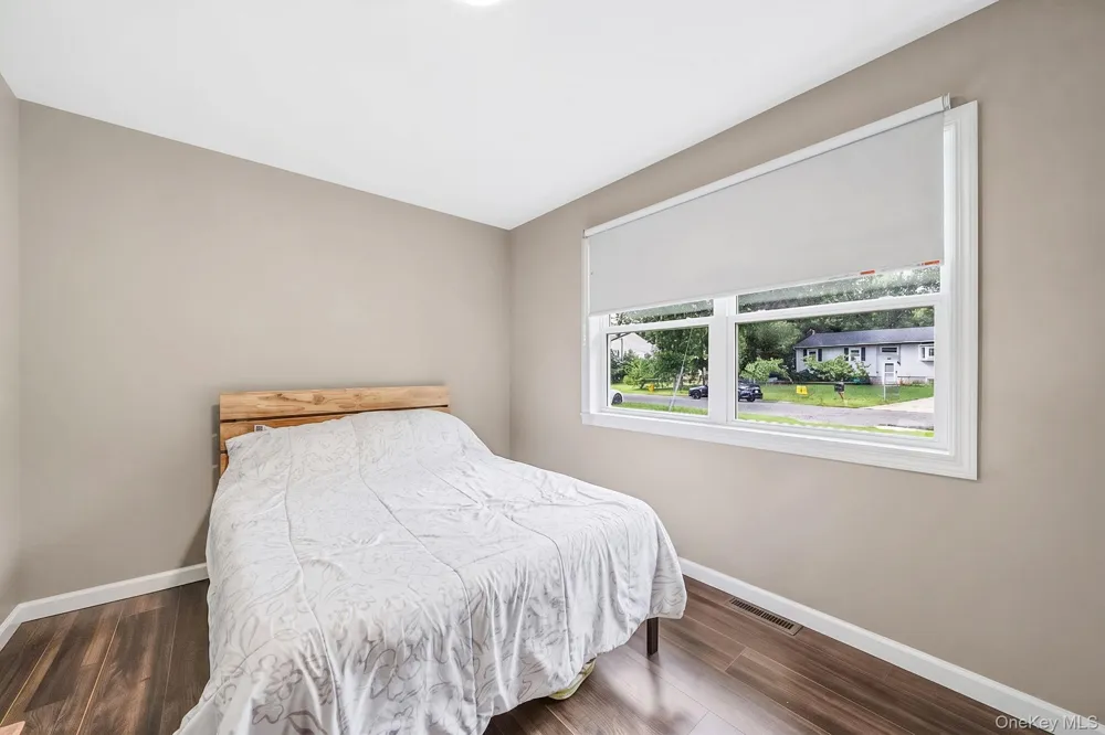 12 Allanwood Drive Shirley, NY 11967