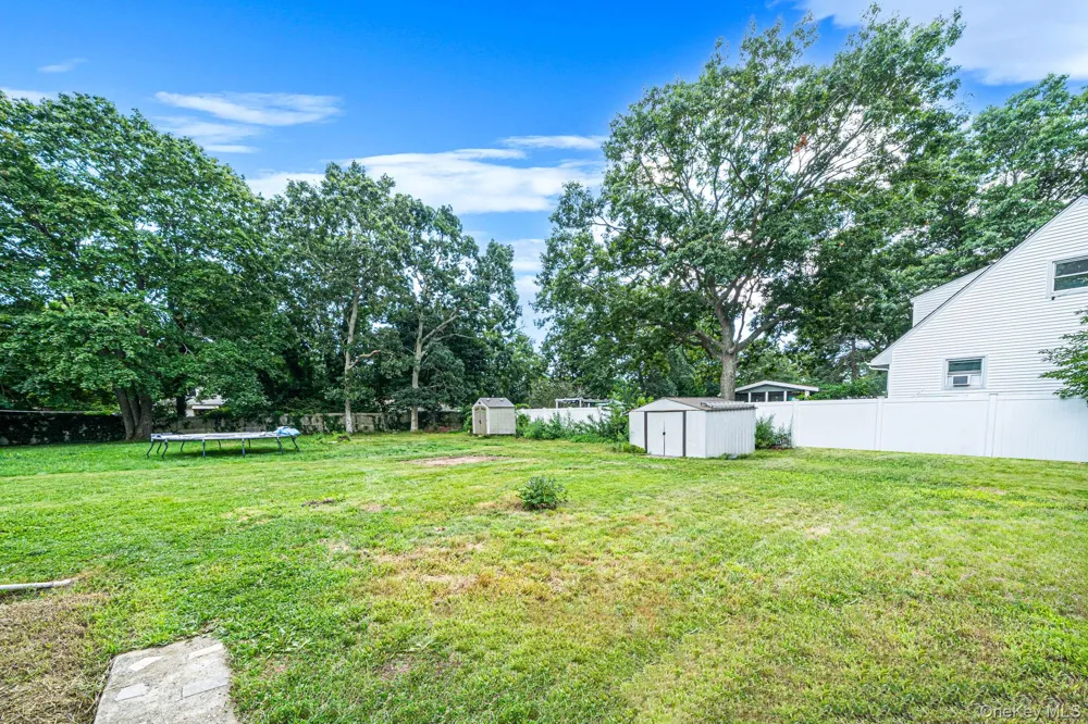 12 Allanwood Drive Shirley, NY 11967