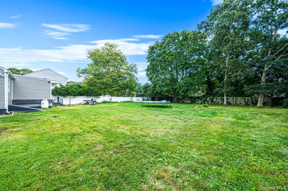 12 Allanwood Drive Shirley, NY 11967