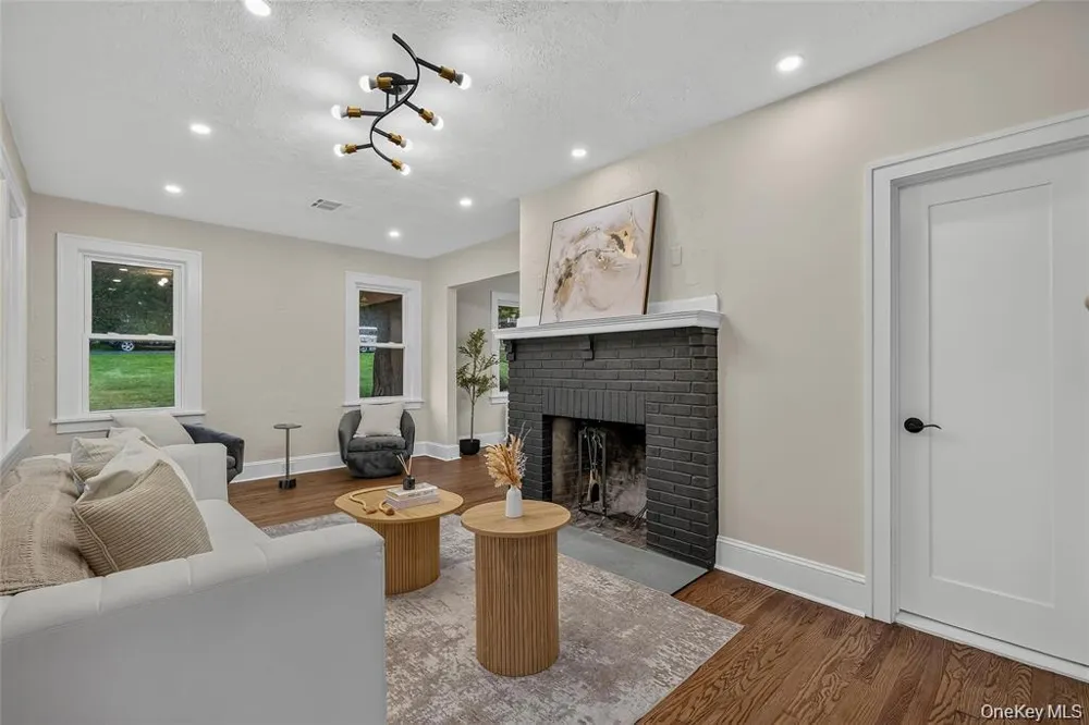 16 Maple Avenue West Nyack, NY 10994