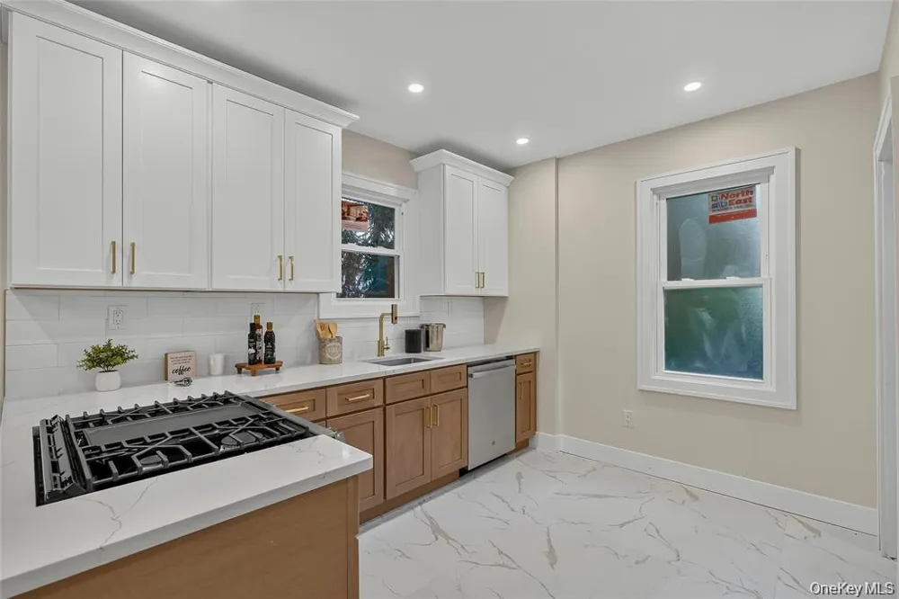 16 Maple Avenue West Nyack, NY 10994