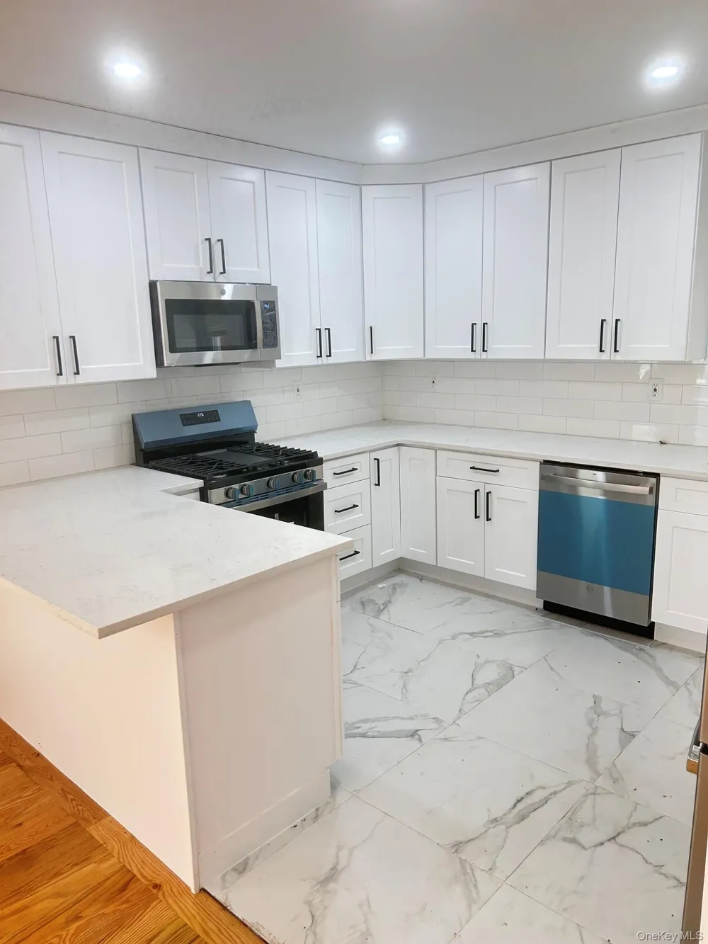137-28 229 street 229th street #2 Laurelton, NY 11413