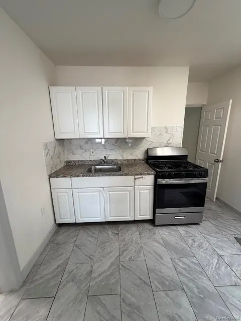 21519 Jamaica Jamaica