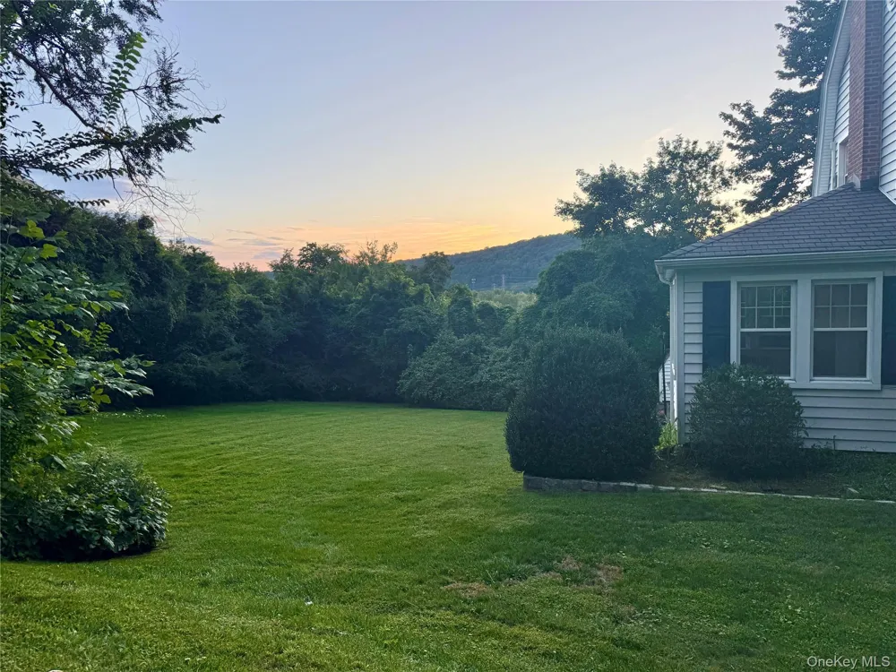 413 Fort Washington Avenue Hawthorne, NY 10532