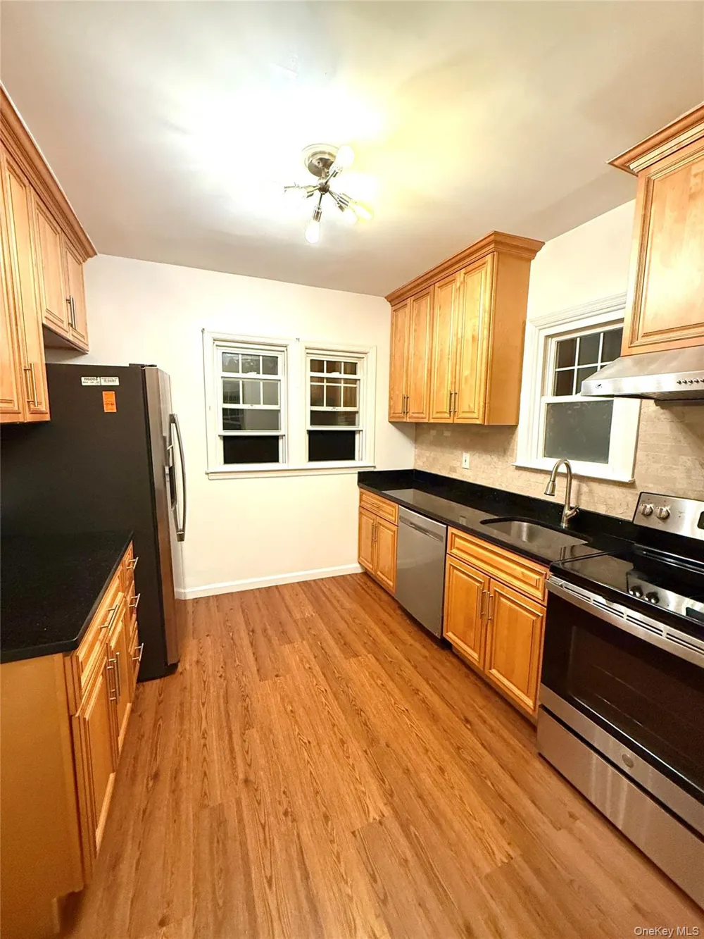 413 Fort Washington Avenue Hawthorne, NY 10532
