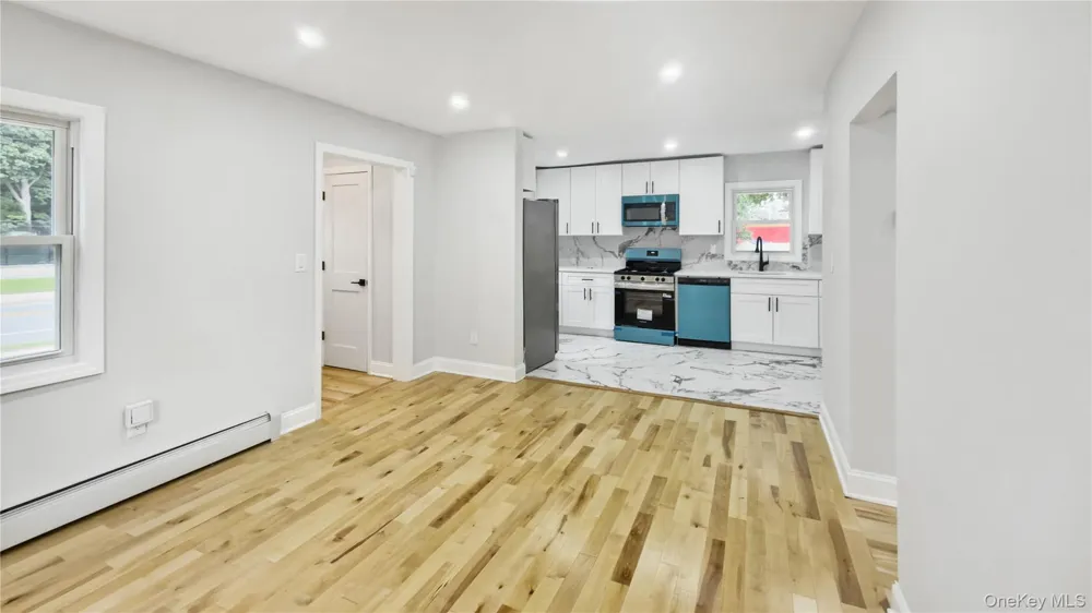 1180 Woodfield Road Rockville Centre, NY 11570