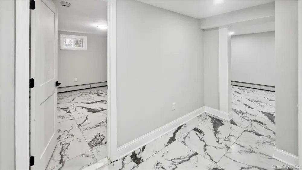 1180 Woodfield Road Rockville Centre, NY 11570