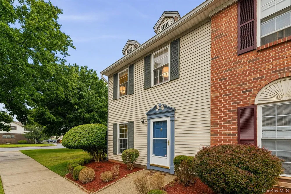 1 Goldsmith Court Washingtonville, NY 10992
