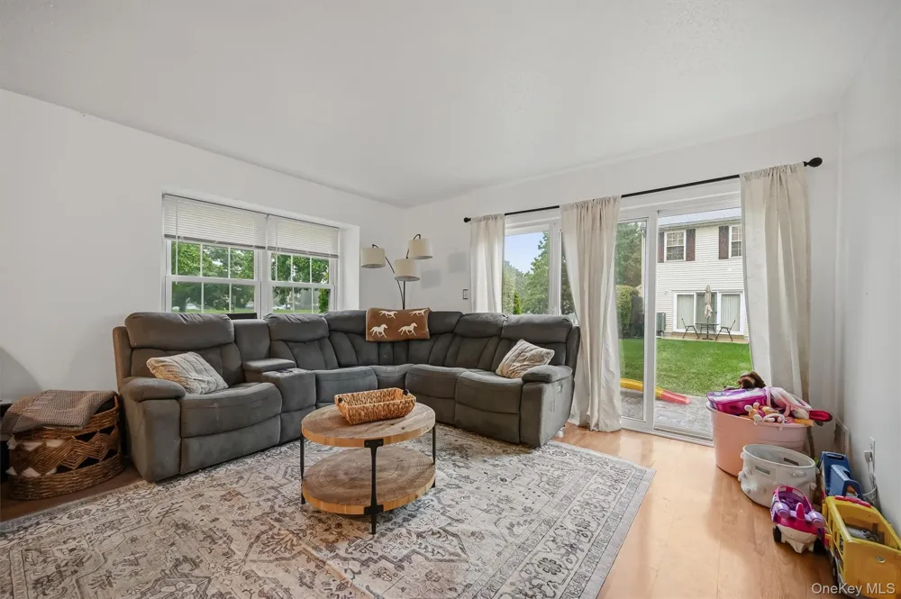 1 Goldsmith Court Washingtonville, NY 10992