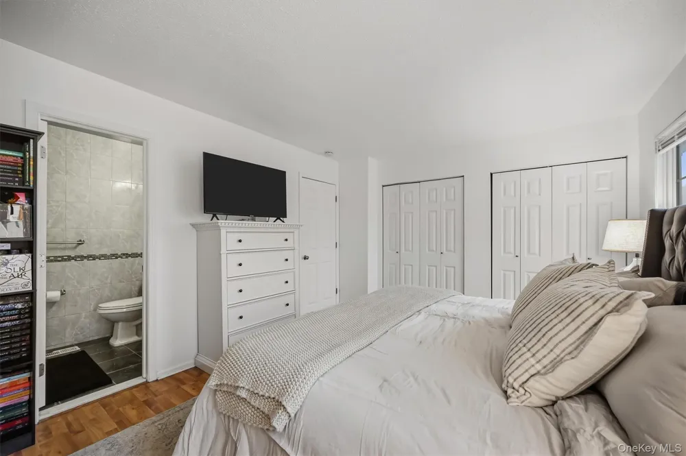 1 Goldsmith Court Washingtonville, NY 10992