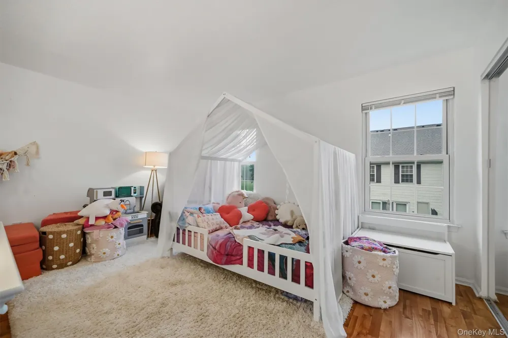 1 Goldsmith Court Washingtonville, NY 10992