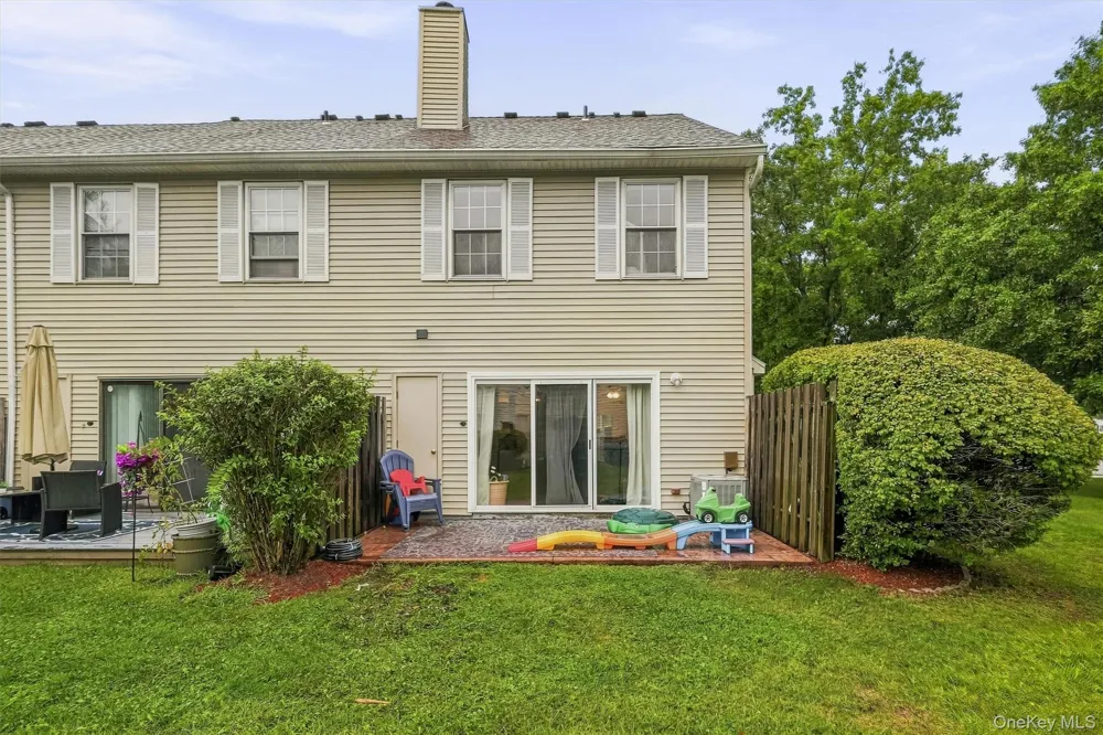 1 Goldsmith Court Washingtonville, NY 10992