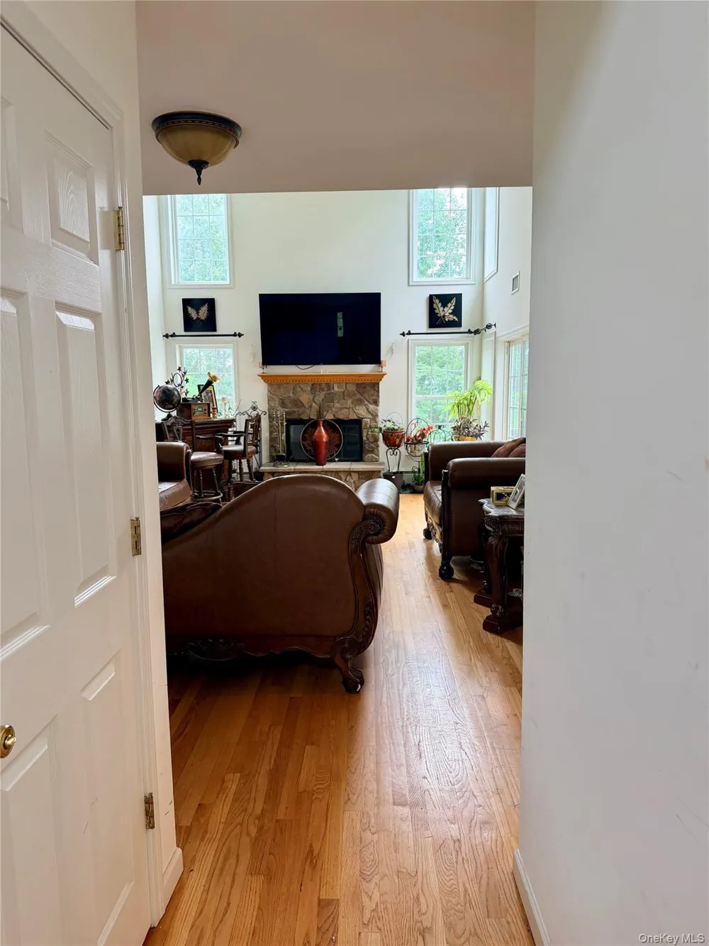 14 Clarks Lane Milton, NY 12547