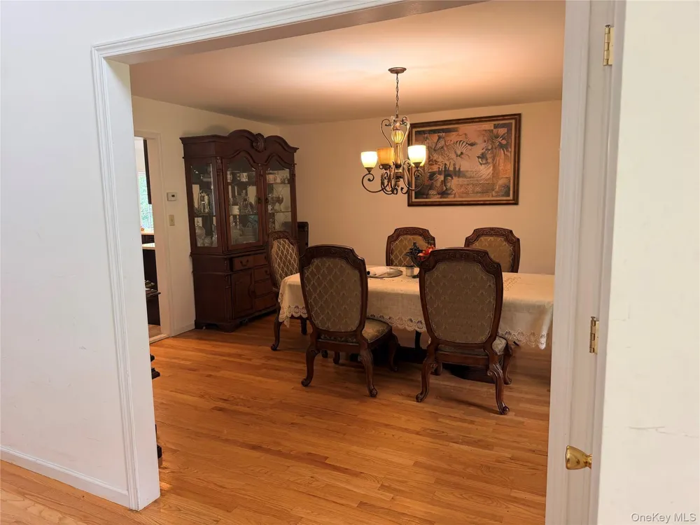 14 Clarks Lane Milton, NY 12547