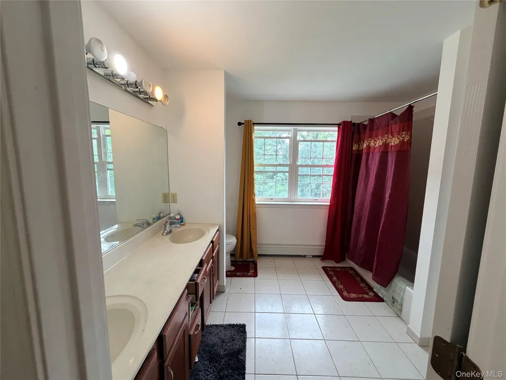14 Clarks Lane Milton, NY 12547