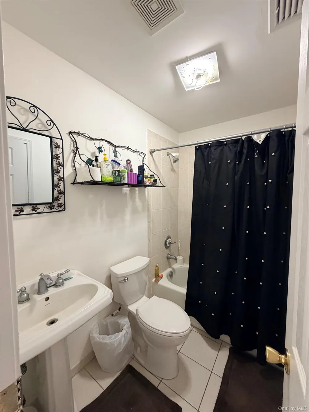 14 Clarks Lane Milton, NY 12547