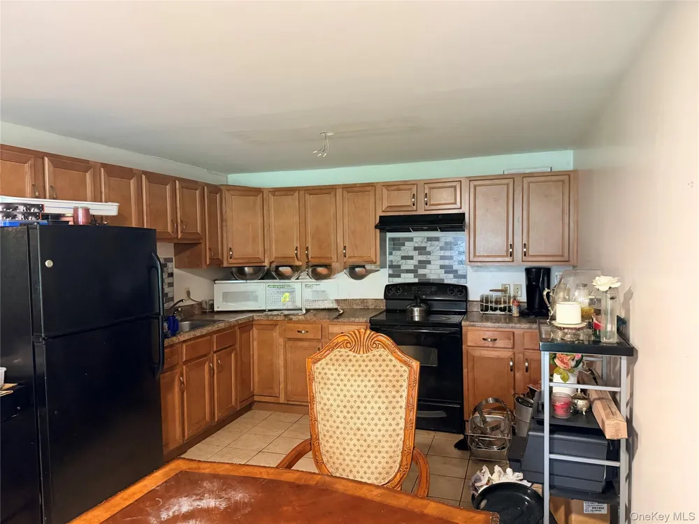 14 Clarks Lane Milton, NY 12547
