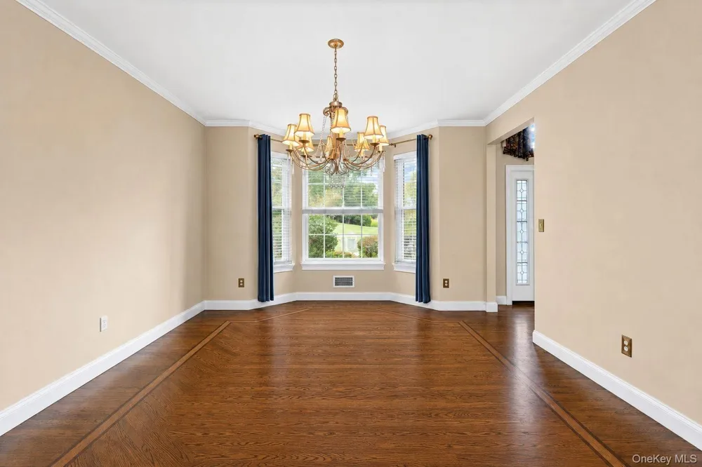 131 Winding Brook Court New Windsor, NY 12553