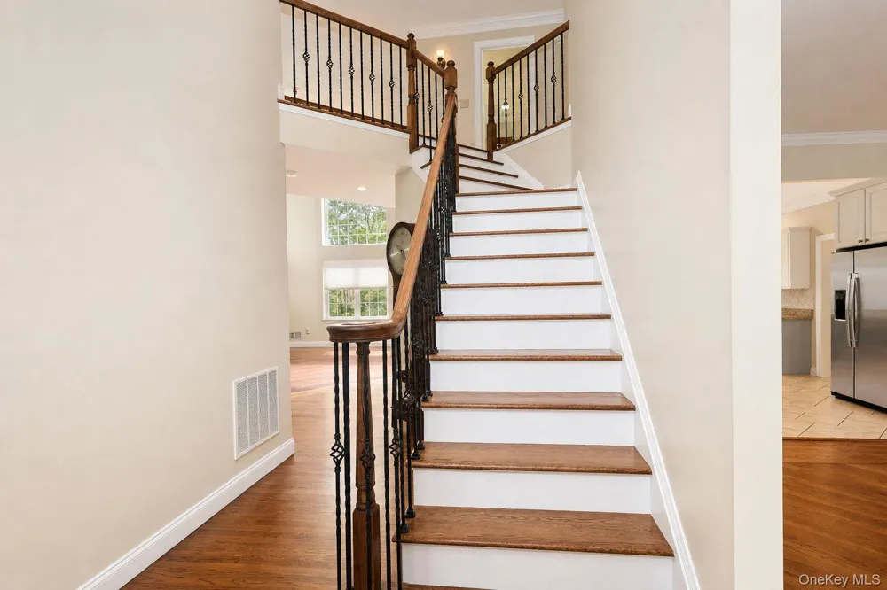 131 Winding Brook Court New Windsor, NY 12553