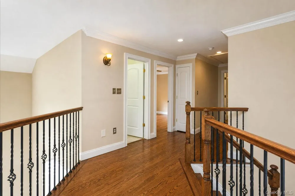 131 Winding Brook Court New Windsor, NY 12553