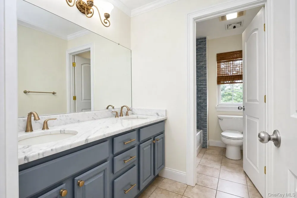 131 Winding Brook Court New Windsor, NY 12553