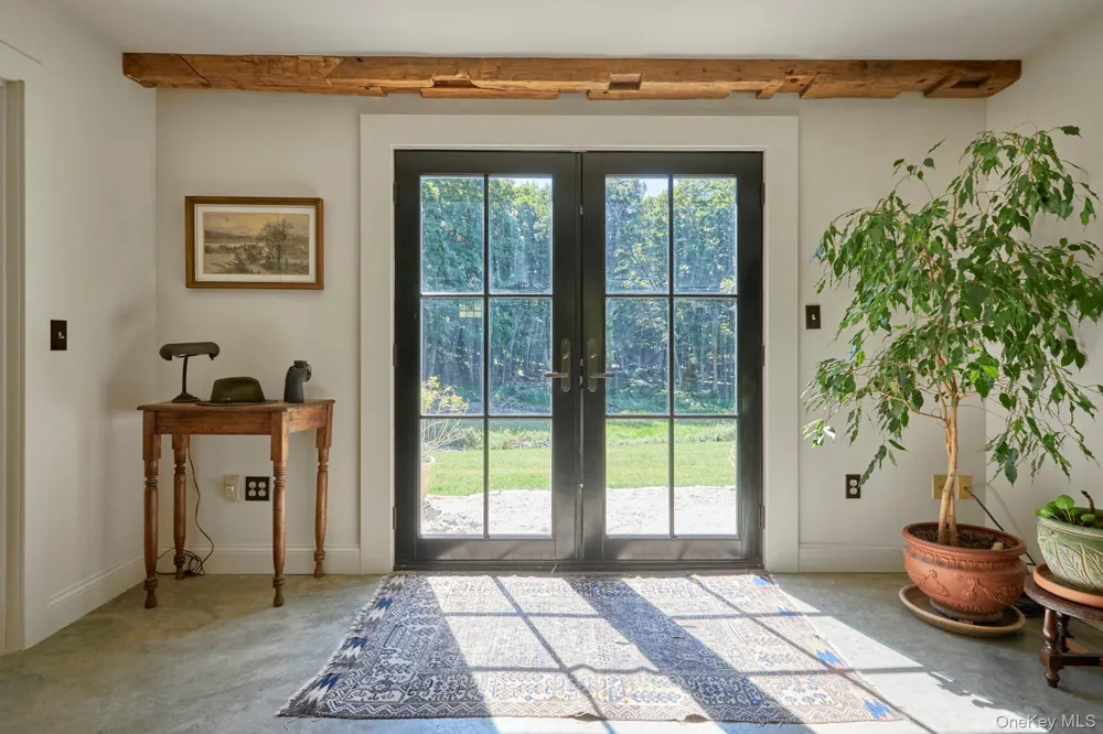 8 Old North Anson Way Stanfordville, NY 12581