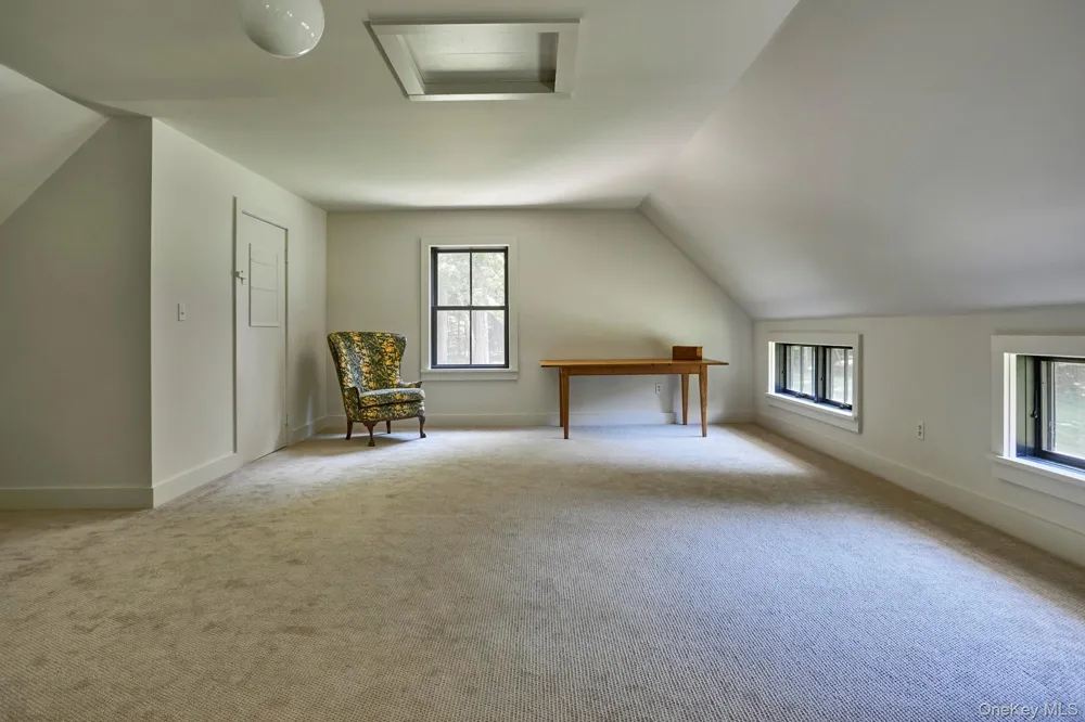 8 Old North Anson Way Stanfordville, NY 12581