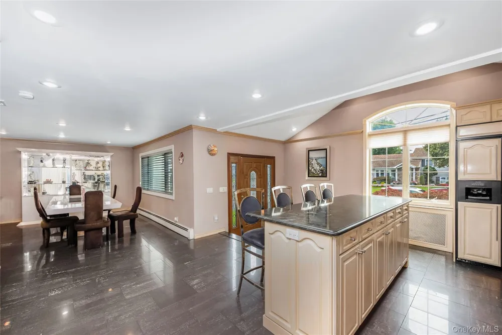30 Swan Drive Massapequa, NY 11758