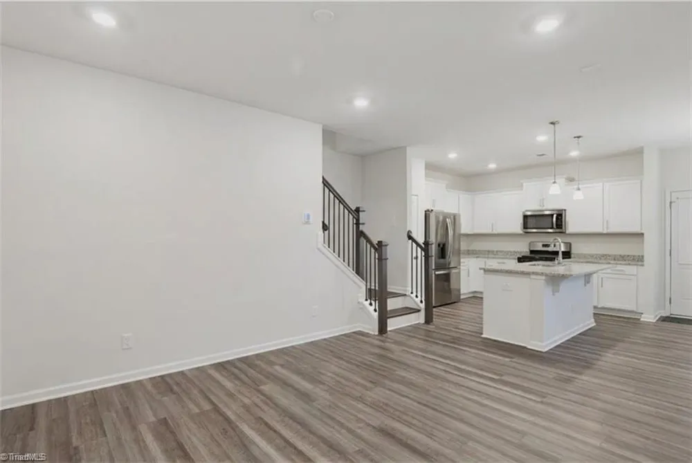4020 Beckton Trail Jamestown, NC 27282