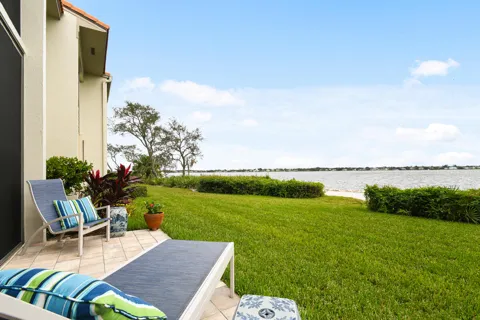 2570 NW Seagrass Drive #3a