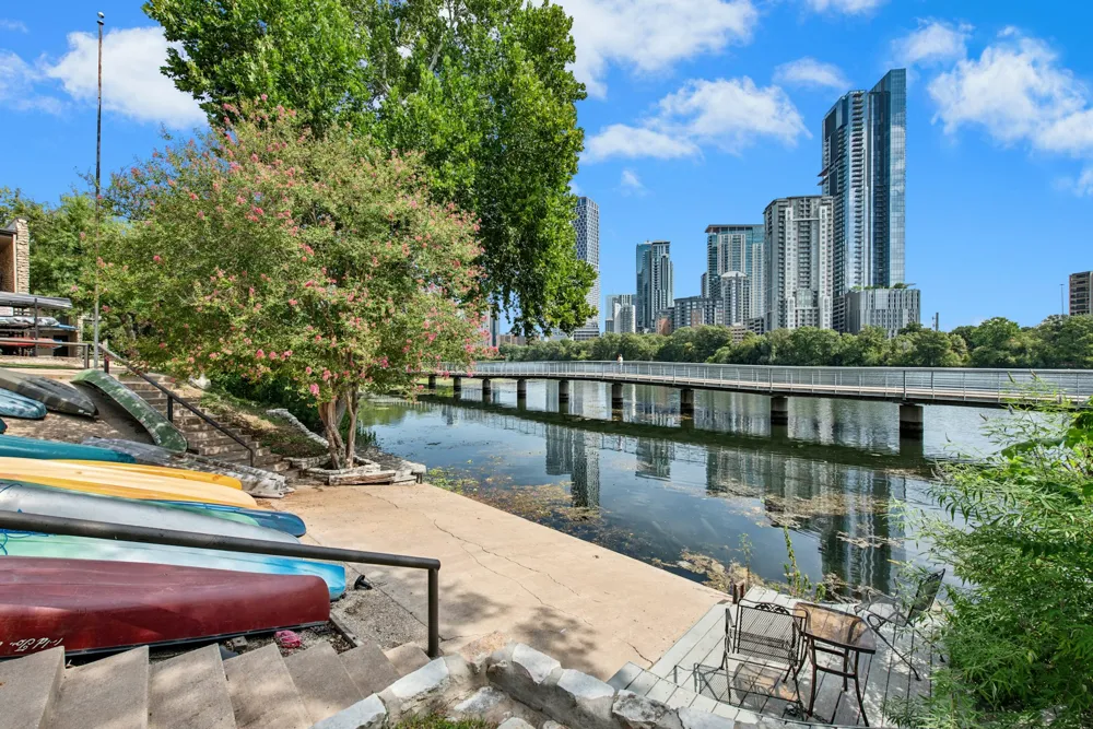 500 E Riverside Drive #114 Austin, TX 78704