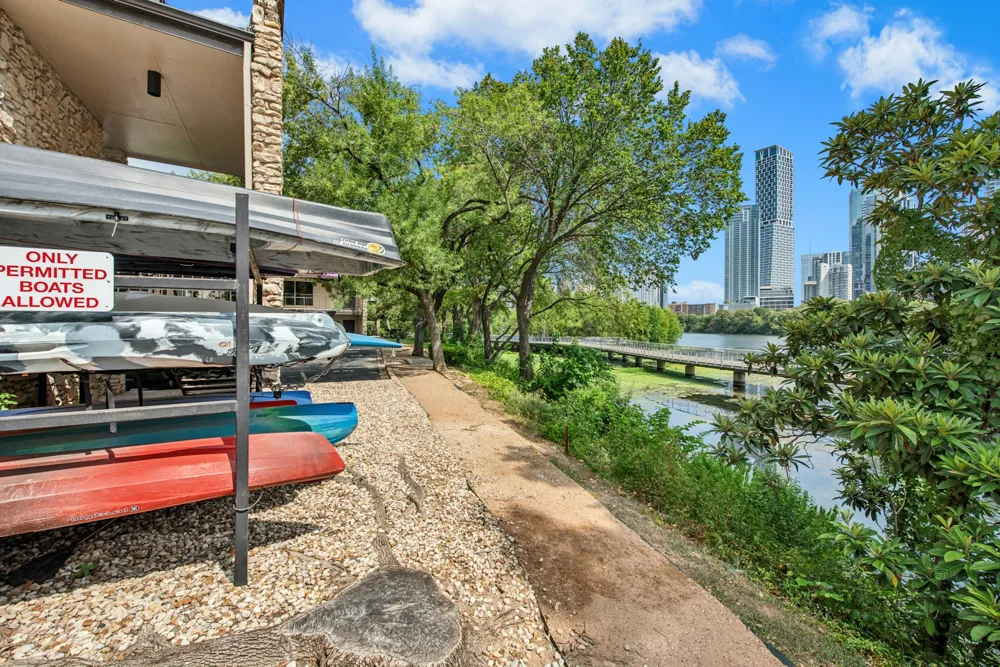 500 E Riverside Drive #114 Austin, TX 78704