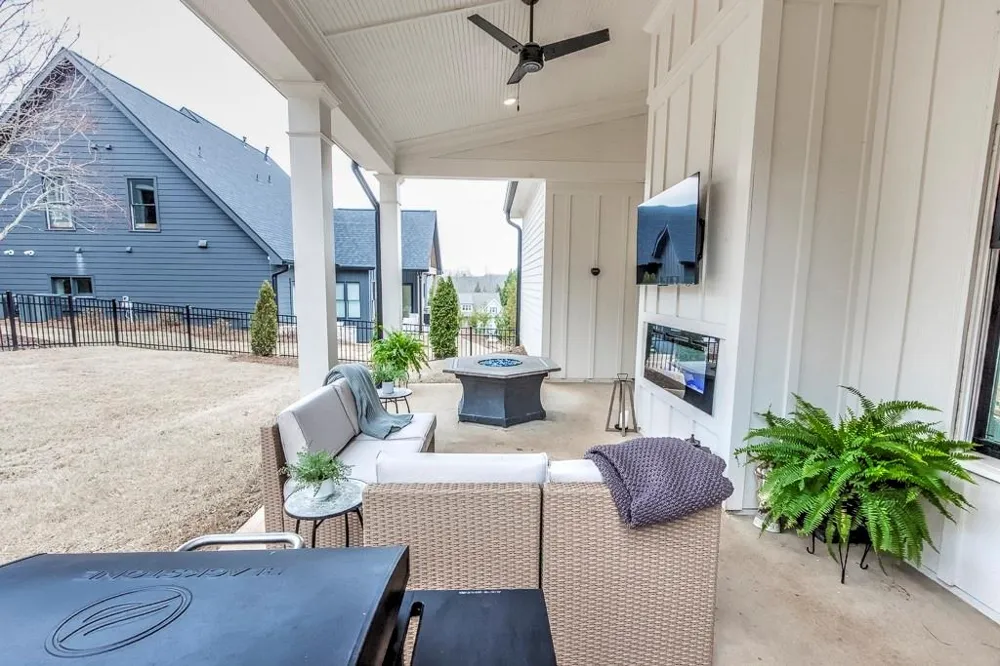 129 Blue Heron Bluff Bluff Dawsonville, GA 30534