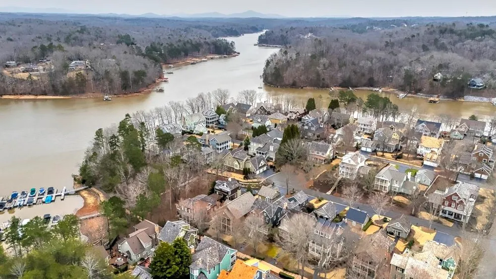 129 Blue Heron Bluff Bluff Dawsonville, GA 30534