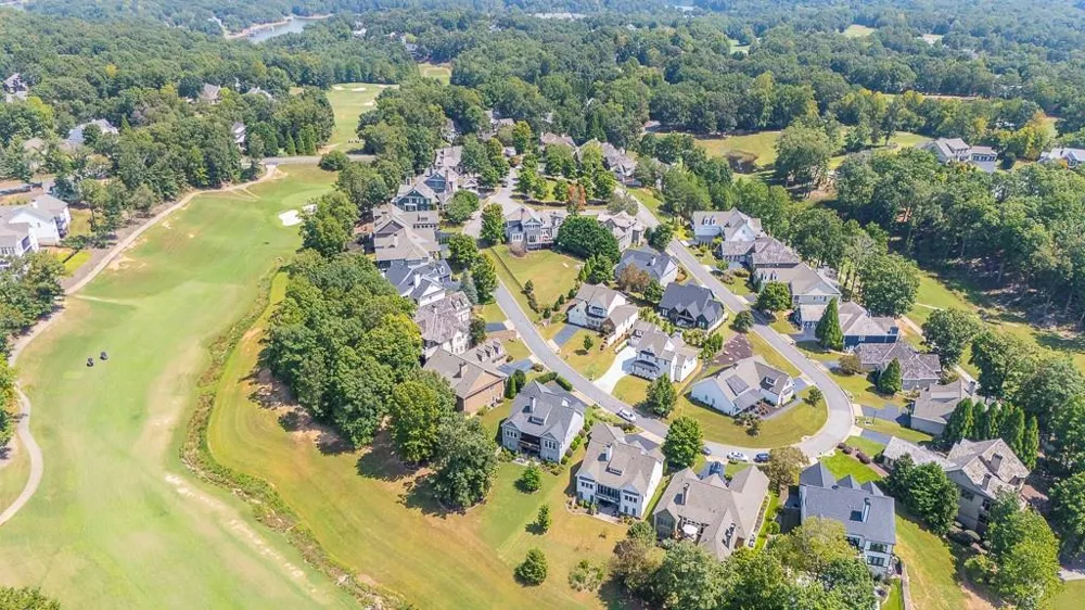 129 Blue Heron Bluff Bluff Dawsonville, GA 30534