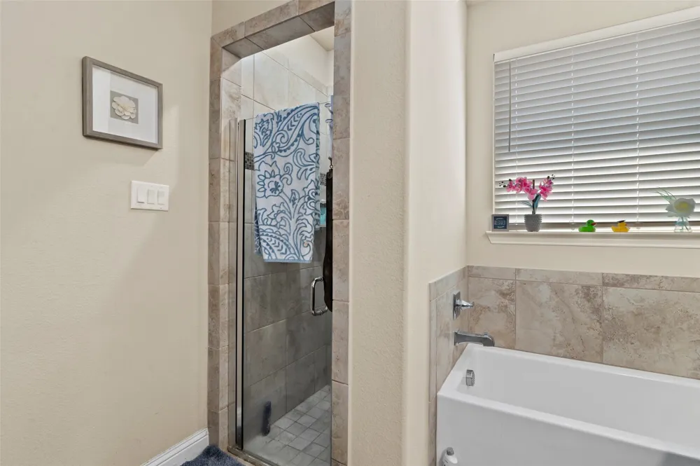 15 Pleasant Valley Sanger, TX 76266