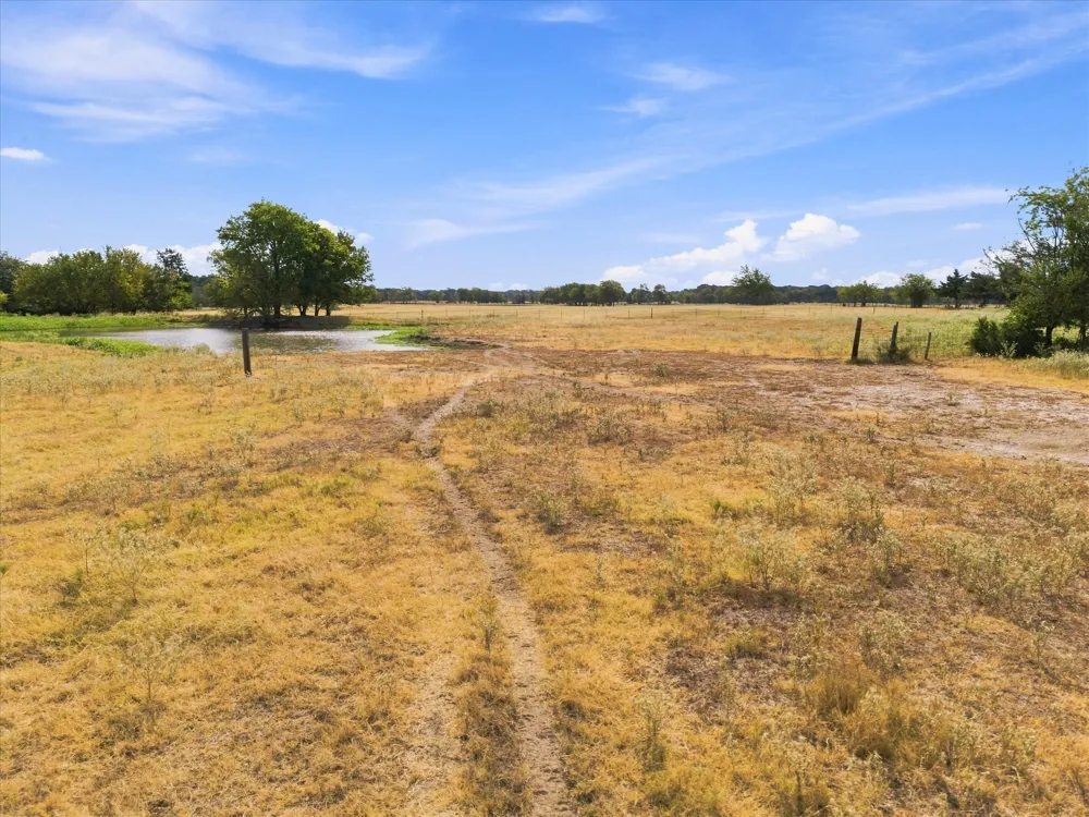 431 Fm 71 Commerce, TX 75428