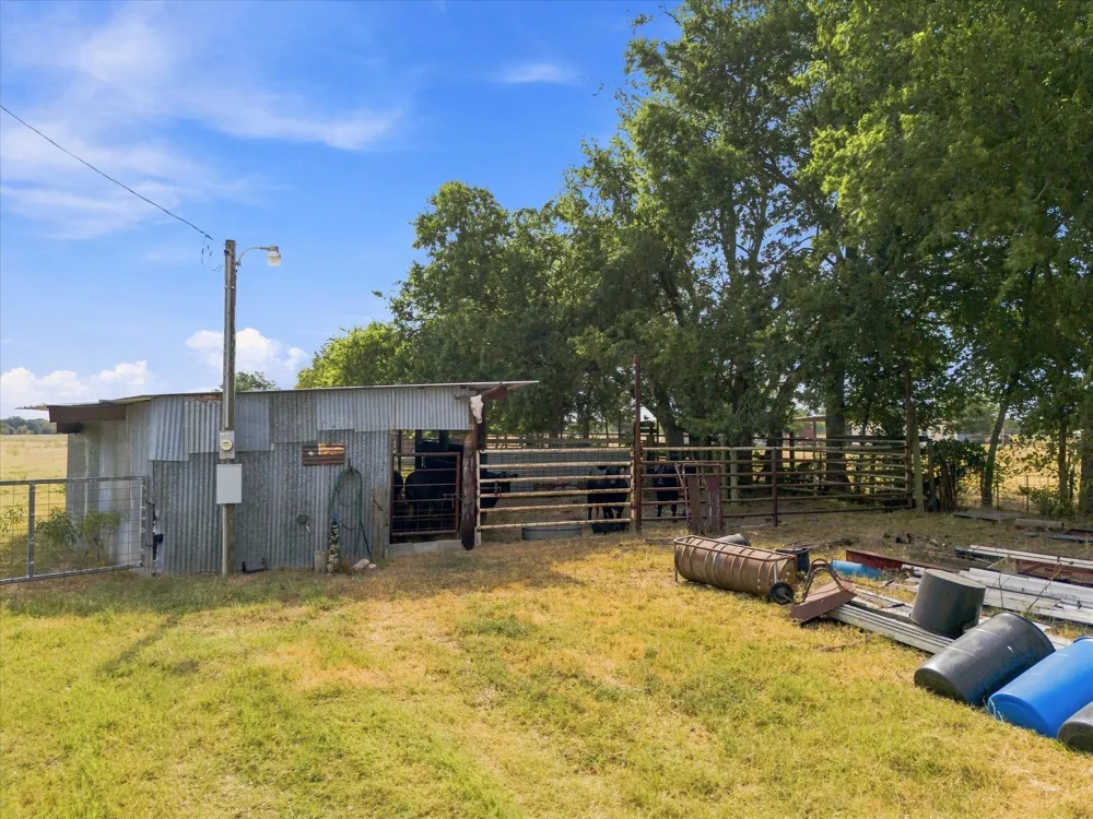 431 Fm 71 Commerce, TX 75428