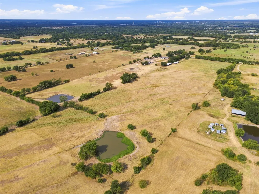 431 Fm 71 Commerce, TX 75428