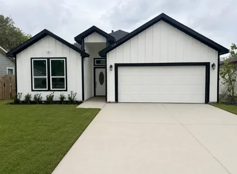 525 NW 17th Street