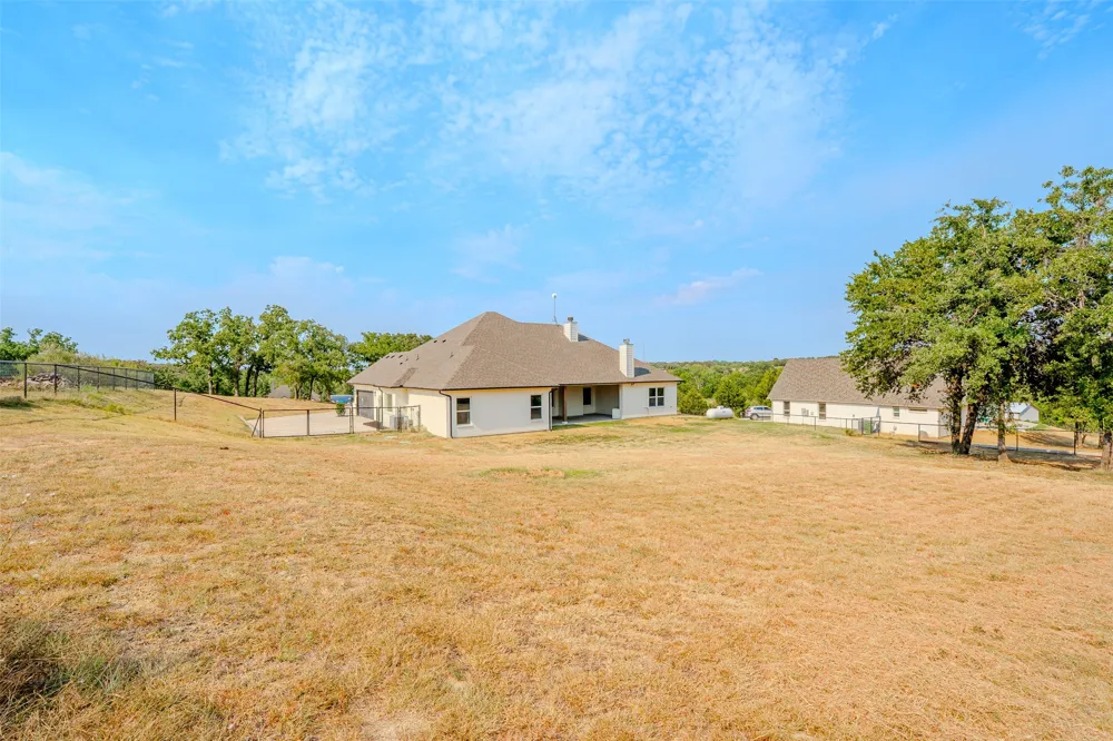 182 Saddle Horn Trail Boyd, TX 76023
